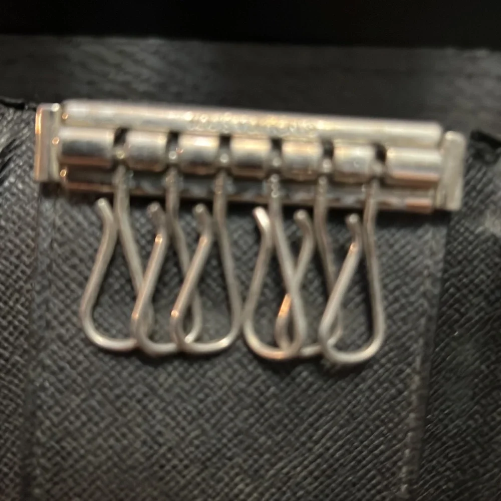 Vintage Louis Vuitton Key Holder - Picture 2 of 6